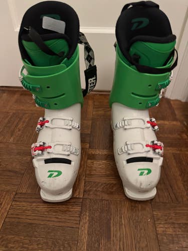 Mondo 27 & 27.5 Men's Dalbello DRS Ski Boots (Used).