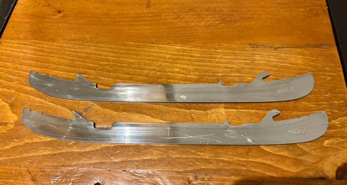 272 mm Bladetech Runner steel