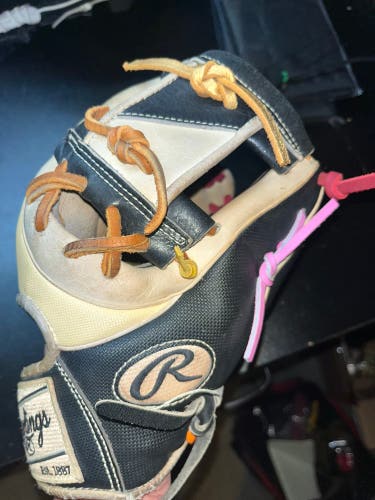 Rawlings Heart of the Hide RH Baseball Glove 11.5" (Used)