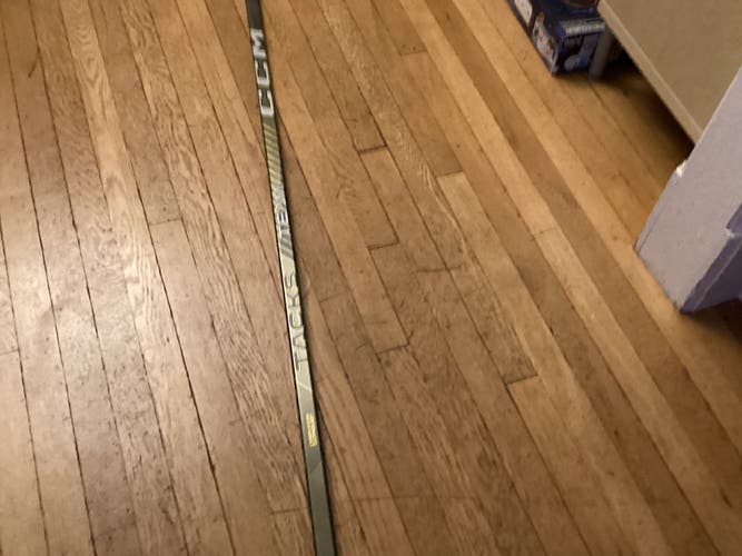 Senior CCM Super Tacks Team Left Hand Hockey Stick P29 (New)