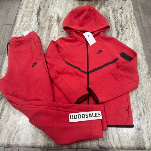 Nike Sportswear Tech Fleece Kids Full Zip Set Hoodie & Pants Size XL HV5869-672

New with tags