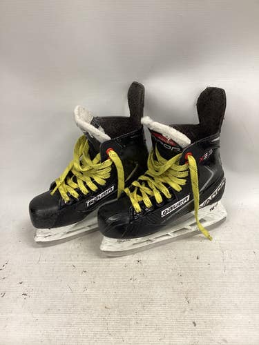 Used Bauer VAPOR X3.5 Junior Hockey Skate Junior 03.5 11851-S000038738