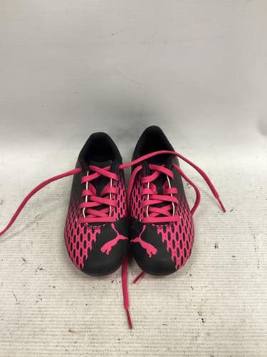 Used Puma Soccer Cleats Black And Pink Youth 11.0 11851-S000038725