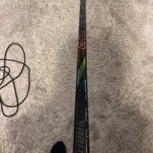 Intermediate Bauer Nexus Tracer Right Handed Hockey Stick P28 (Used)