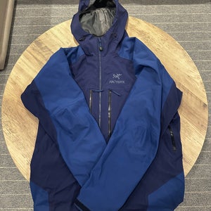 Blue Men's XL Arc'teryx Jacket