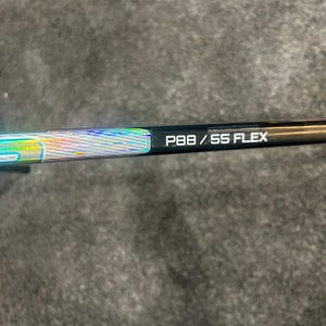 Intermediate Bauer Nexus Tracer Right Handed Hockey Stick P88 (New)