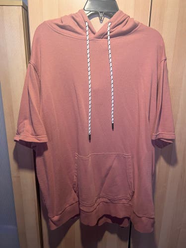 No Boundaries Casual Short Sleeved Peach Hoodie with Front Pocket
 (Used)