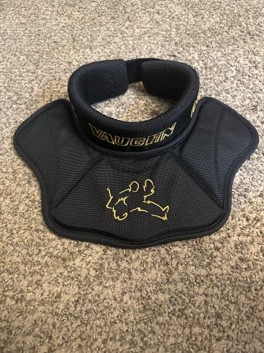 Brand New Vaughn VPC 7000 Senior Pro Goalie Neck Guard (VPC 7000)