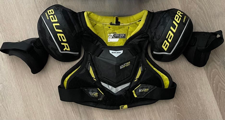 Large Youth Bauer Supreme Ultrasonic Shoulder Pads (Used)