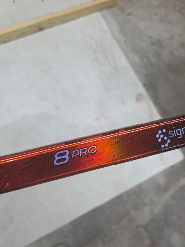 Senior CCM JetSpeed FT8 Pro Right Handed Hockey Stick P28 (Used)