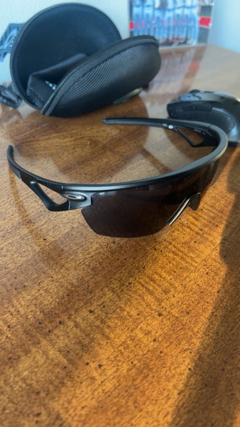 Unisex One Size Fits All Oakley Radar EV Sunglasses (New)