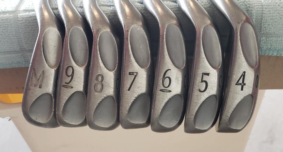 SET OF  7 TOMMY ARMOUR TI/100 PURE TITANIUM CAVITY BACK  IRONS 4-PW EXCELL AZ925