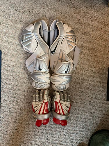 Nike Vapor Lacrosse Gear Set – Chest Protector, Elbow Pads & Gloves, Size Large, Used