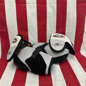 Senior Large Easton Synergy 300 Elbow Pads (Used)
