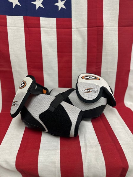 Senior Large Easton Synergy 300 Elbow Pads (Used)