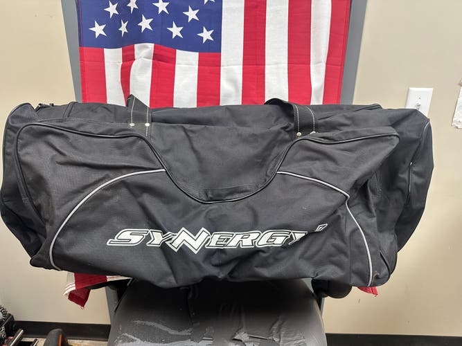 Easton Bag (Used)