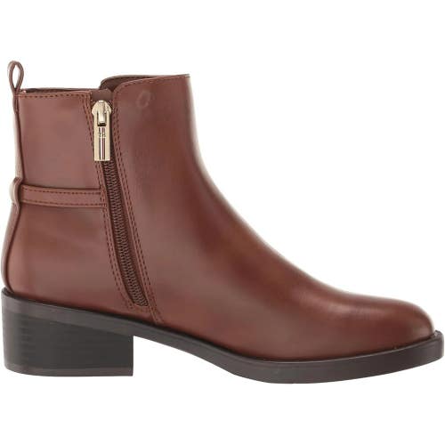 Tommy Hilfiger Imiera Boot Women's US 10 Cognac Faux Leather Ankle Bootie TZP11