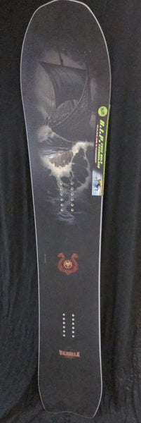 Never Summer valmalla Snowboard