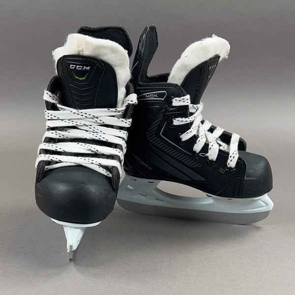 CCM Ribcor 40K Size 7Y Youth Hockey Skates