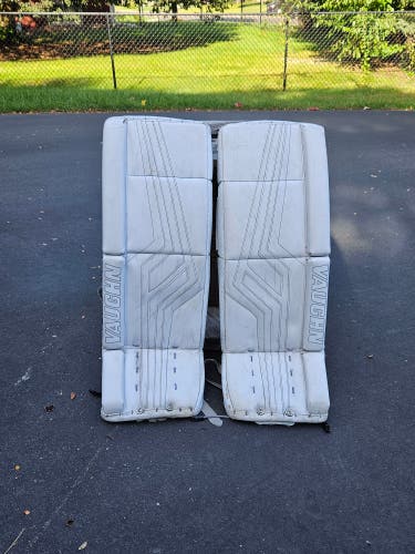 Junior Vaughn Shin Pads (Used)