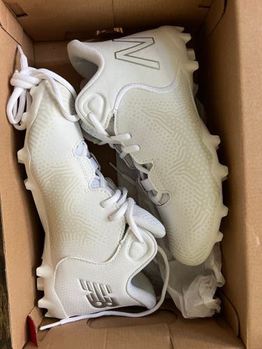 Lacrosse cleats 5.5Y (Youth) New Balance Freeze Mid Top —NEW.