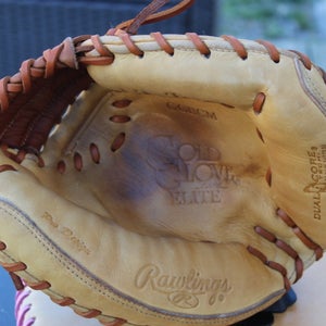 Catcher's RH Rawlings Gold Glove Elite Baseball Glove 32.5" (Used)