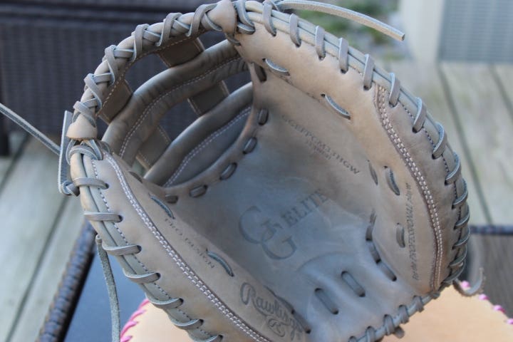 RH Rawlings Catcher's Gg elite Softball Glove 33" (Used)