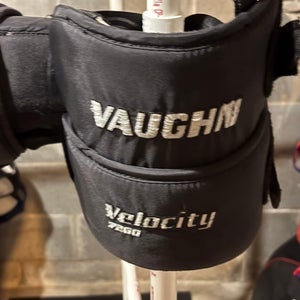 Vaughn V7260 Knee Guards