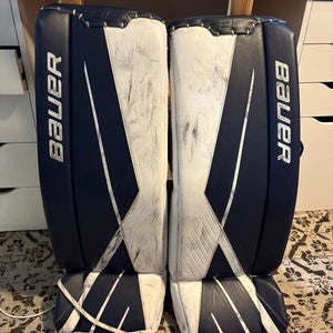 Small Bauer Supreme S190 Goalie Leg Pads (Used)