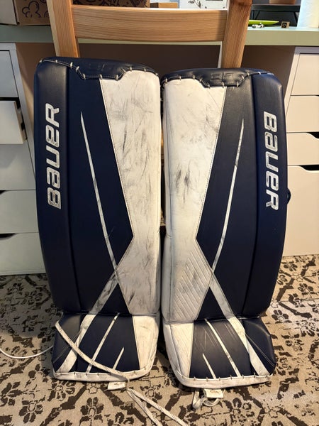 Small Bauer Supreme S190 Goalie Leg Pads (Used)
