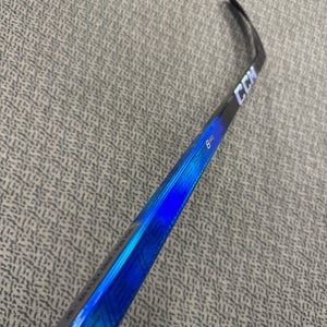 Junior CCM JetSpeed FT8 Pro Right Handed Hockey Stick P29+1/4 (New) 40 flex