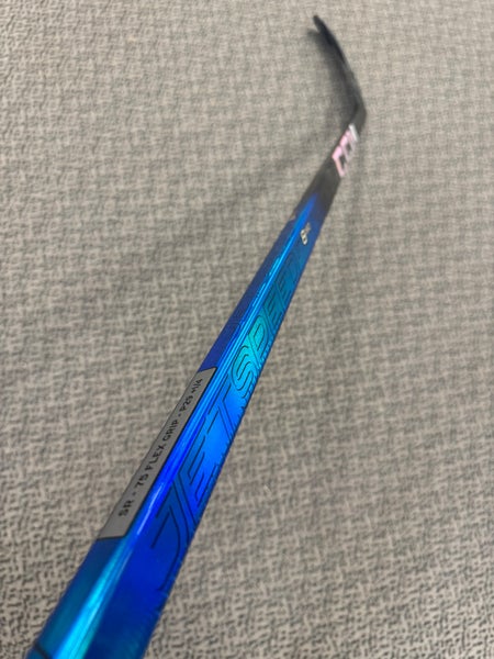 Senior CCM Blue JetSpeed FT8 Pro Right Handed Hockey Stick P29+1/4 (New)