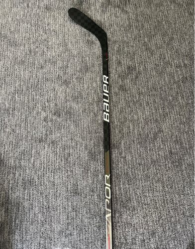 Bauer Vapor ADV (Hyperlite Dress)-Left Hand-87 Flex-Kucherov Pro Curve-Used Senior Hockey Stick