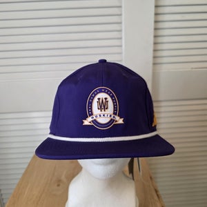 NWT Washington Huskies Leather Strapback Adidas Golf Hat NCAA