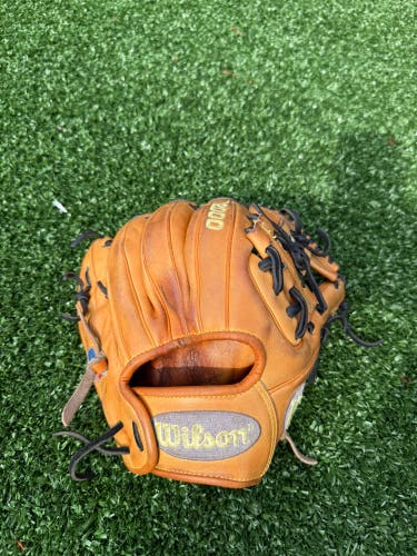 Wilson A2000 RH Baseball Glove 11.5" (Used)