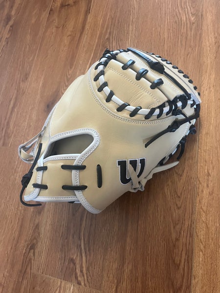 BRAND NEW 2021 A2000 CM33 33" Baseball Catcher's Mitt
