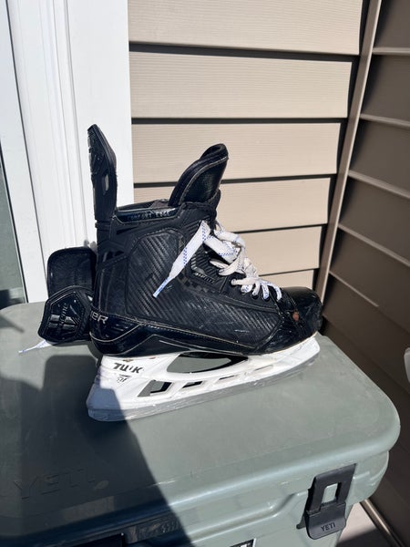 2022 Bauer Supreme Mach Hockey Skates Wide Width Pro Stock 9 Hartford Wolf Pack