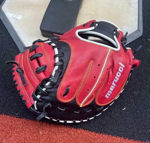 Marucci RH Catcher's Glove 31" (New)