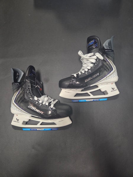 2025 Bauer Vapor Flylite Hockey Skates Regular Width 9.5 Fit 2(New)