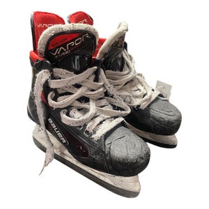 Used Bauer VAPOR 3XPRO Intermediate Hockey Skate Intermediate 5.0 11375-S000367258