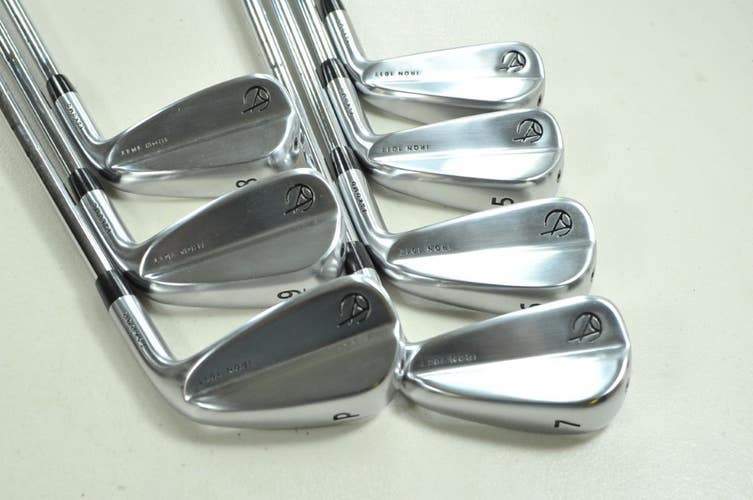 Takomo Iron 101T 4-PW Iron Set Stiff Flex Right KBS Tour 120 Steel # 204052