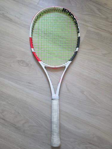 Adult Babolat Pure Strike 16x19 3rd Gen Tennis Racquet (Used)