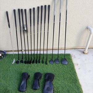Men's 2025 Right Handed Clubs (Full Set) Stiff Flex 14 Pieces (Used)
