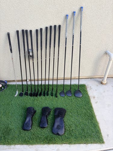 Men's 2025 Right Handed Clubs (Full Set) Stiff Flex 14 Pieces (Used)