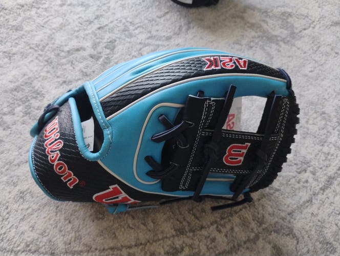 Infield RH Wilson A2K 1786 Baseball Glove 11.5"