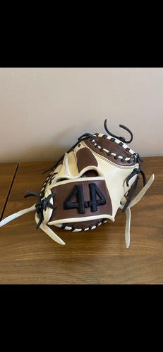 28“ 44 Pro Signature Series RH Catcher's Training Glove (New)