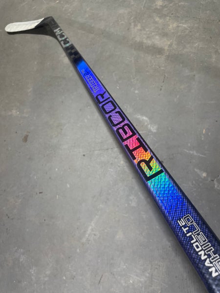 CCM Trigger 8 Pro Stock Hockey Stick Grip 75 Flex P90M Left 8571