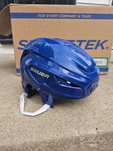 Small Bauer Hyperlite 2 Helmet (Used)