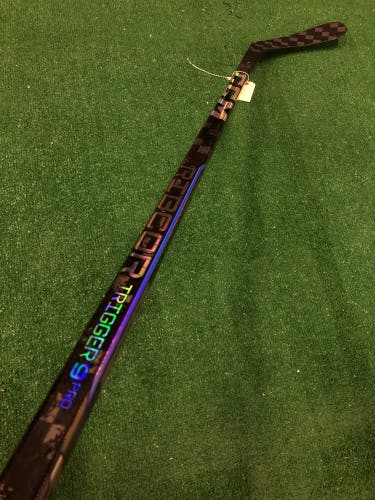 Junior CCM RibCor Trigger 9 Pro Hockey Stick Right Handed P88 (New)