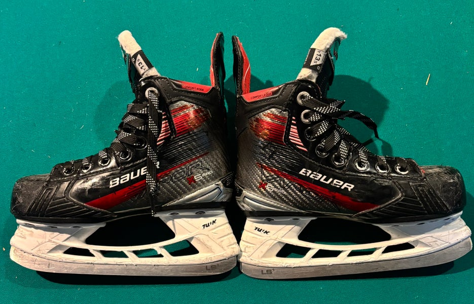 2024 Bauer Vapor X5 Pro Hockey Skates Regular Width 13.5 (Used)